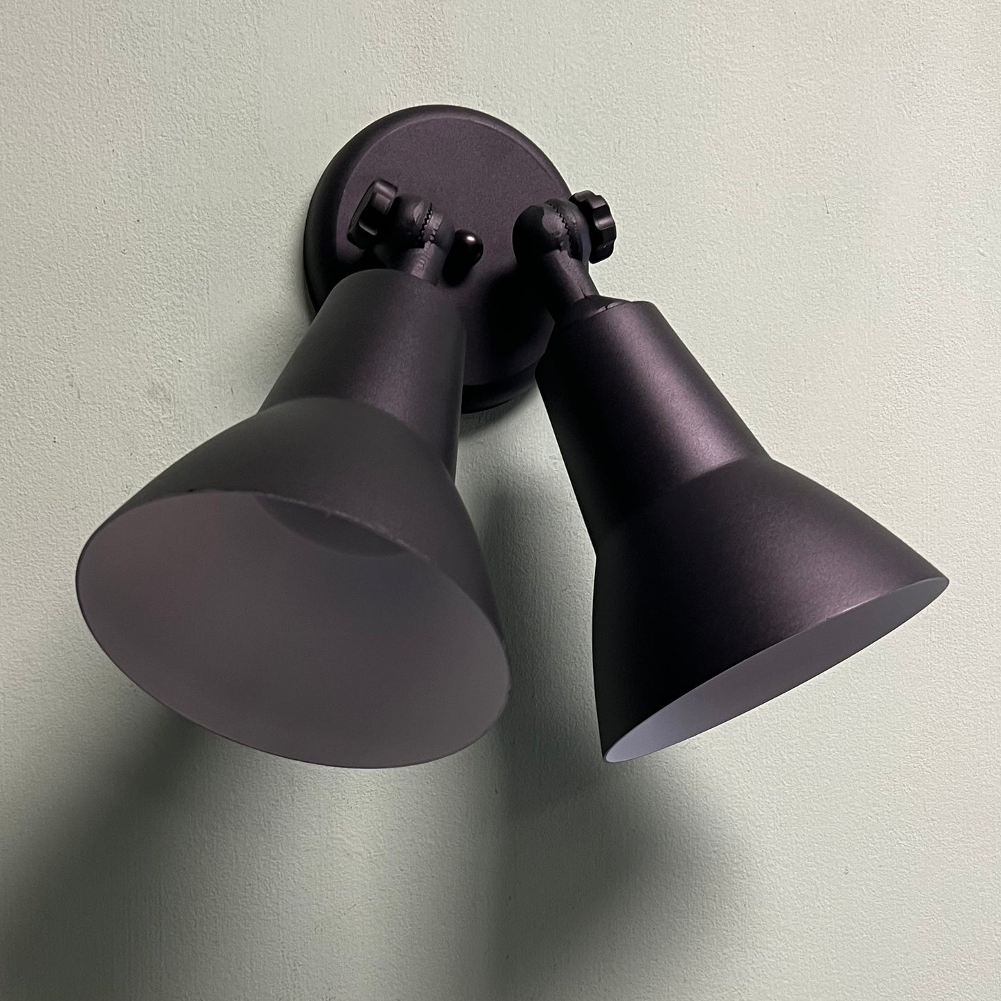 Retro Double Bullet 2-Light Outdoor Adjustable Spotlight Wall Sconce