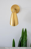 Kai 1-Light Wall Sconce in Modern Brass