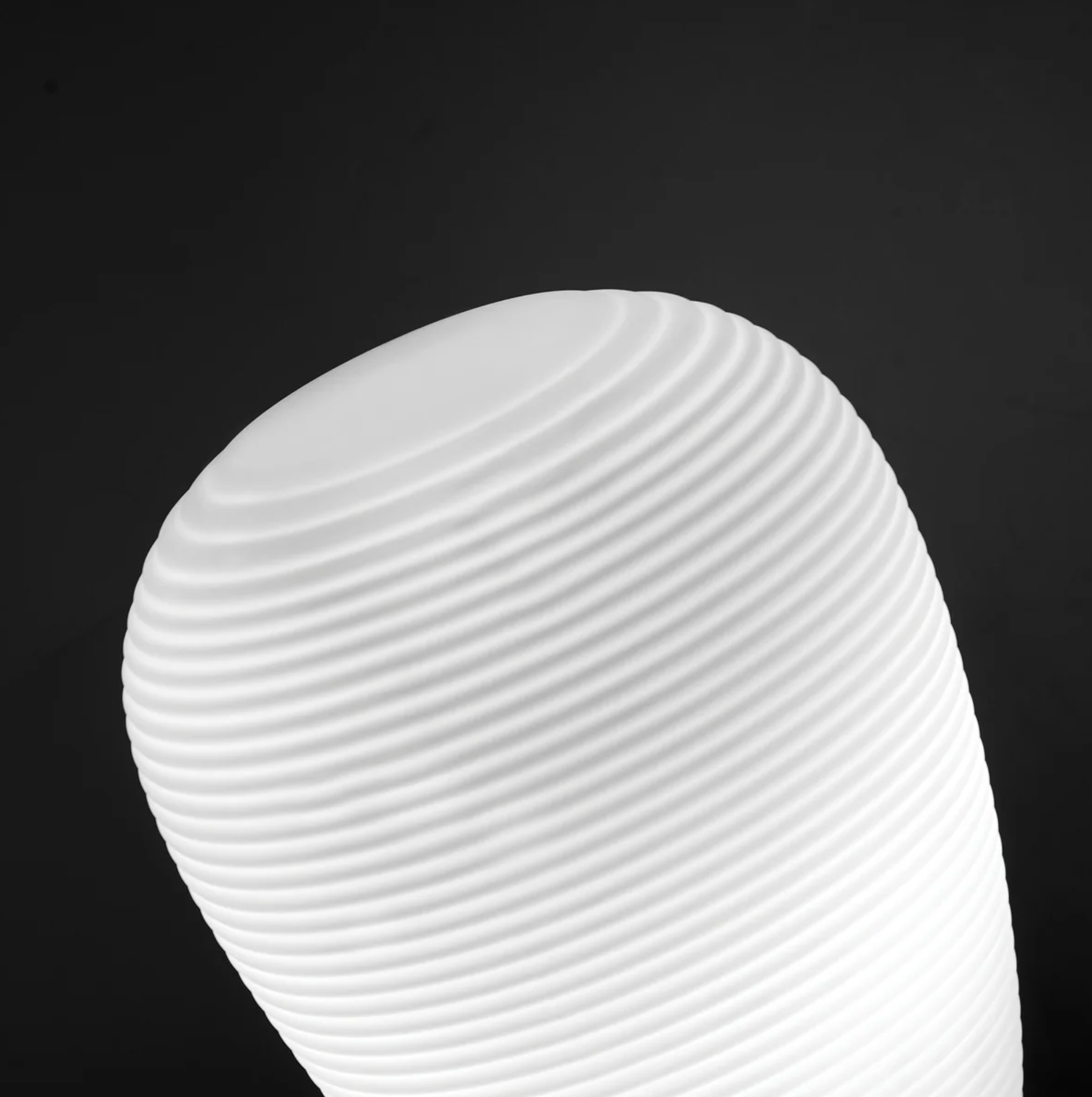 MCM Retro Moon Frosted Glass Laurel-Style Accent Table Lamp