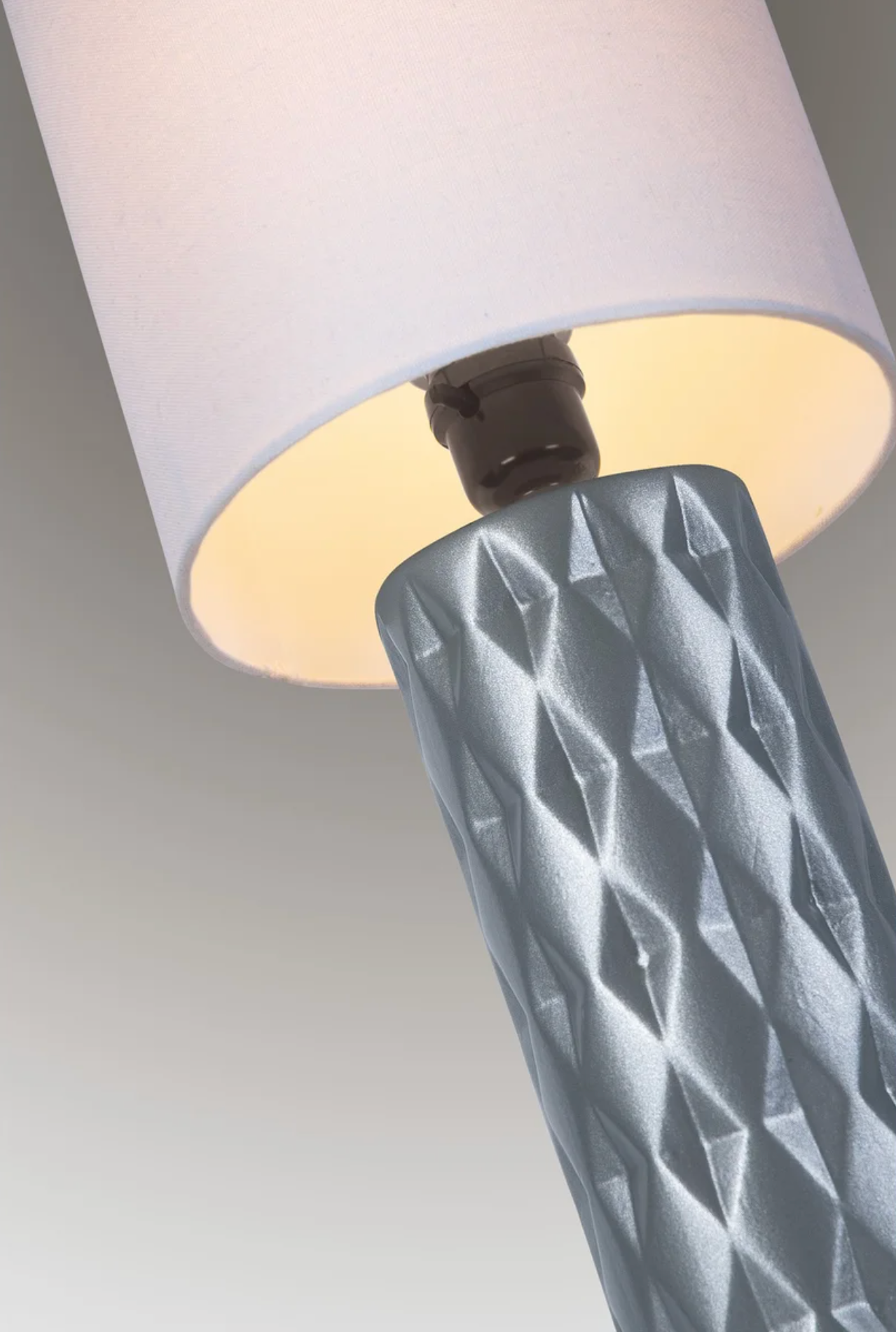 Delta Retro Modern Geometric Textured Table Lamp with Linen Shade
